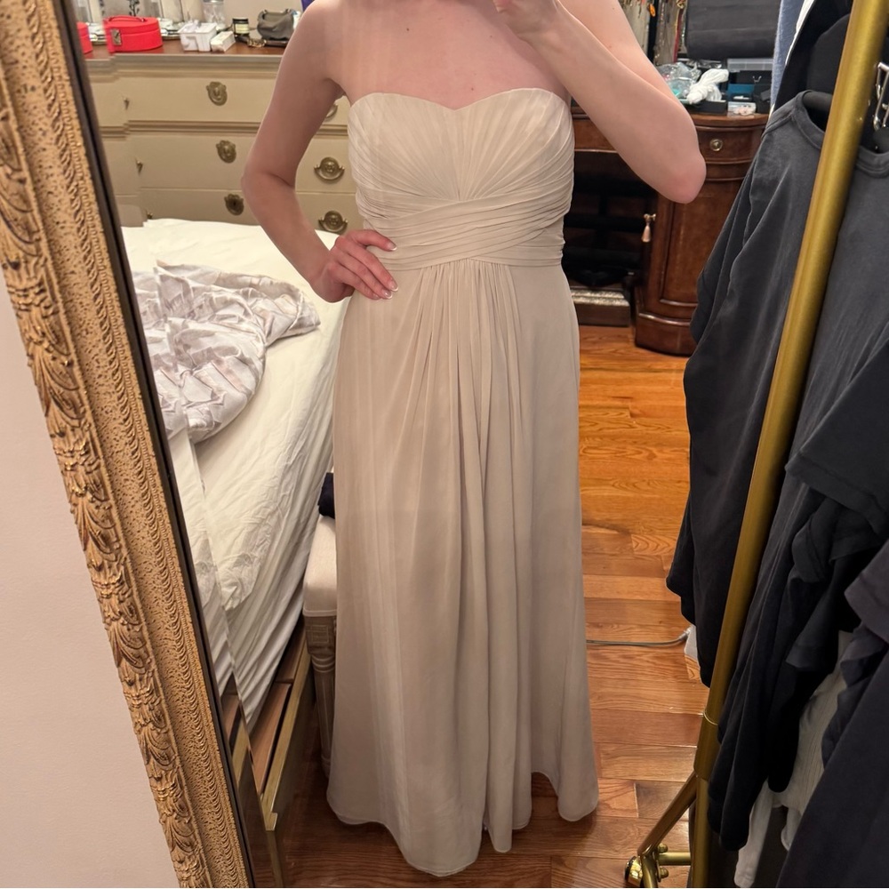 DAVID’S BRIDAL WEDDING GUEST / BRIDAL PARTY MAXI DRESS SIZE 4 OFF WHITE CREAM